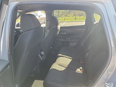 Used 2024 Honda HR-V Sport image 28