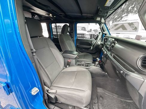 Used 2021 Jeep Wrangler Unlimited Sport image 33