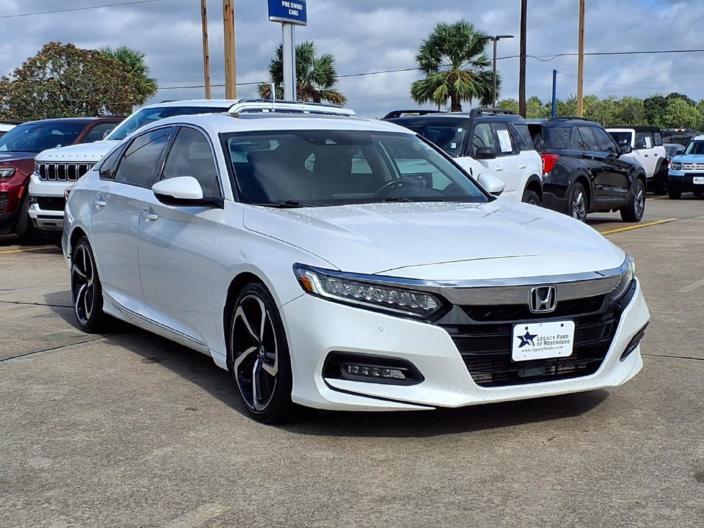 Used 2018 Honda Accord Touring image 7