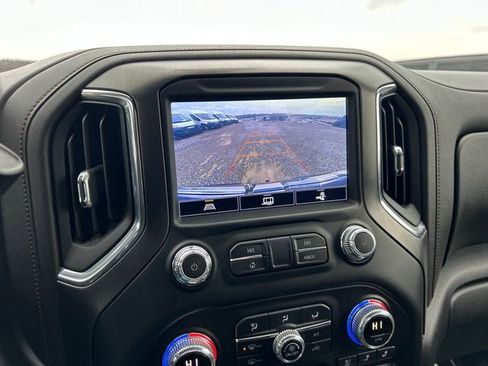 Used 2021 GMC Sierra 1500 AT4 image 25