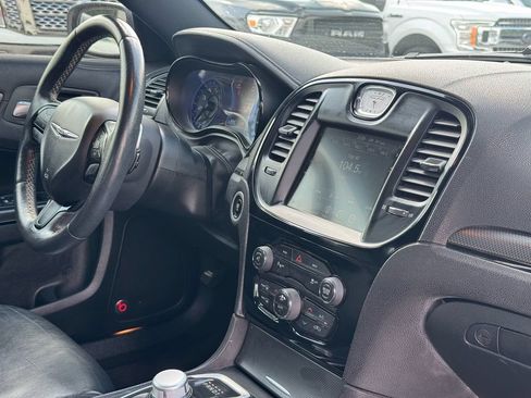 Used 2015 Chrysler 300 S w/ 300S Premium Group RWD image 20