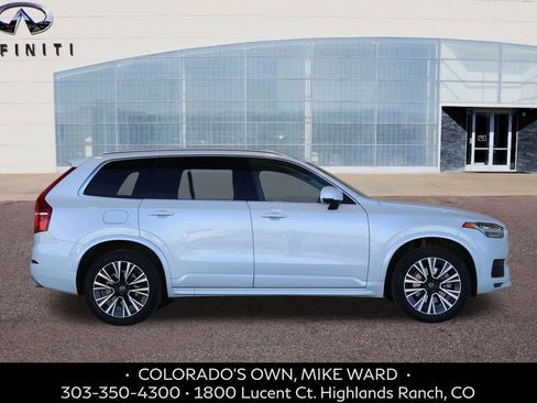 Used 2021 Volvo XC90 T6 Momentum image 7