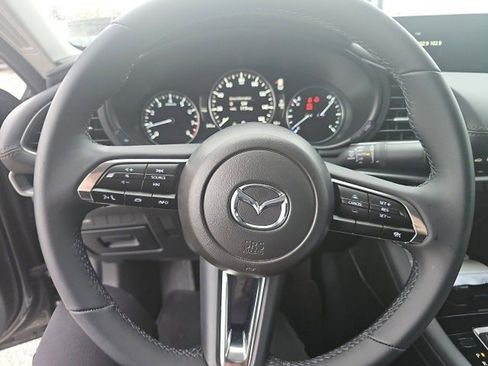 Used 2025 MAZDA MAZDA3 s image 10