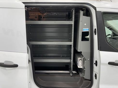 Used 2020 Ford Transit Connect XL image 29