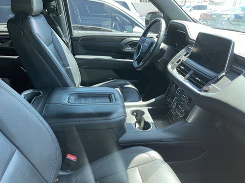 Used 2023 Chevrolet Tahoe LT w/ Luxury Package AWD/4WD image 7