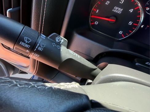Used 2016 GMC Sierra 1500 Denali w/ Enhanced Driver Alert Package AWD/4WD image 25