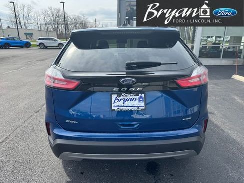 Used 2023 Ford Edge SEL w/ Convenience Package image 6