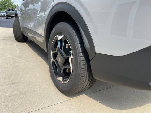 New 2027 Kia Sportage EX AWD/4WD image 17