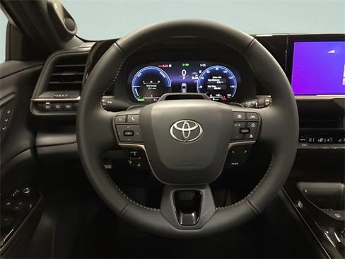 New 2025 Toyota Crown Signia image 19