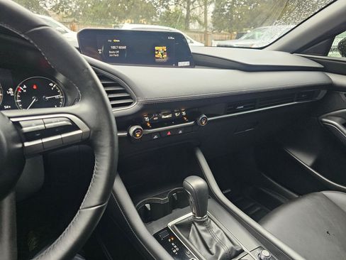 Used 2023 MAZDA MAZDA3 s image 28