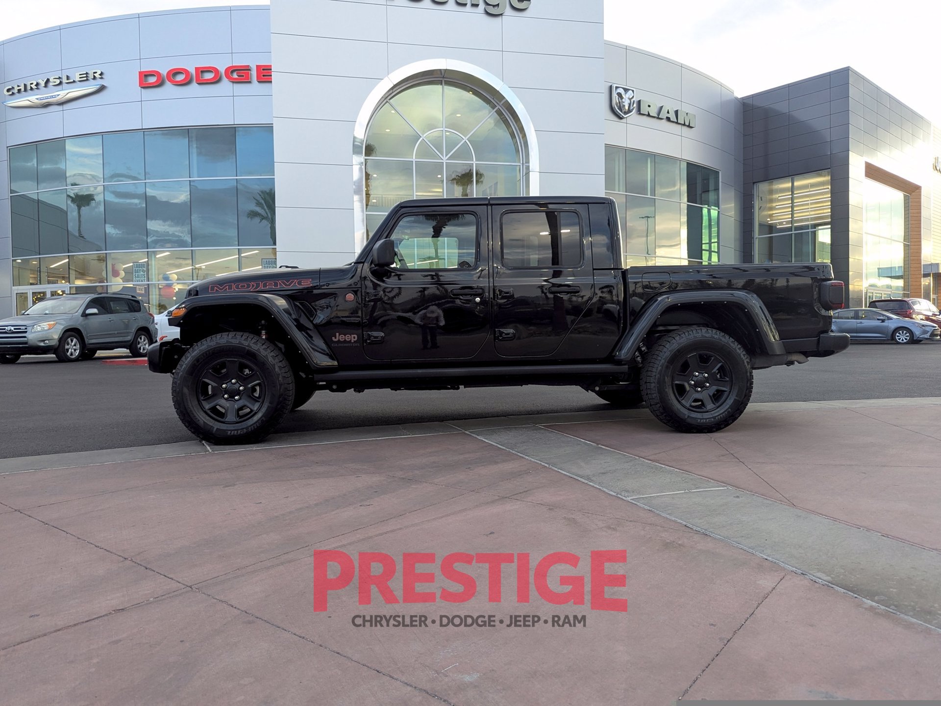 Used 2021 Jeep Gladiator Mojave AWD/4WD image 13
