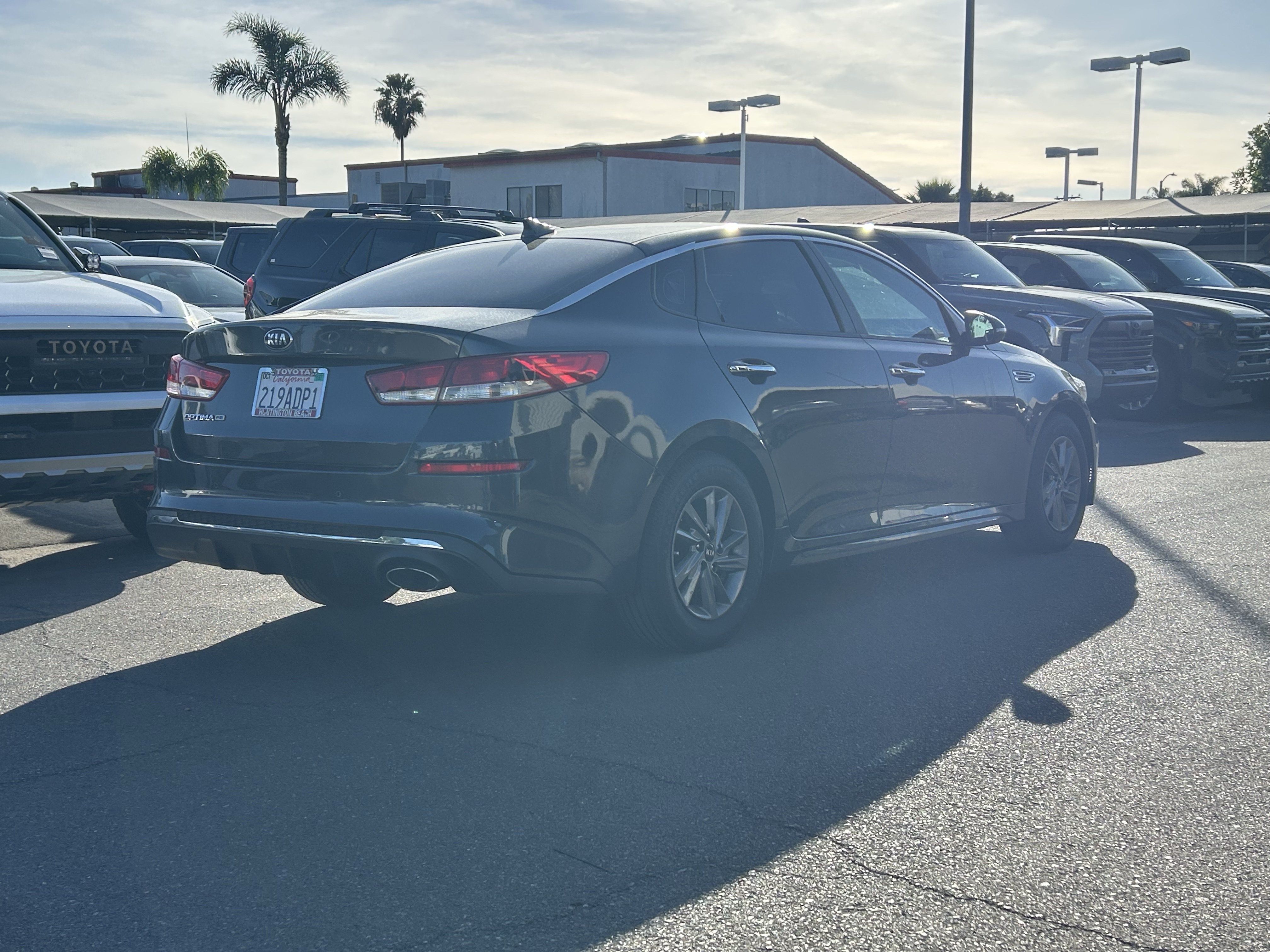Used 2020 Kia Optima LX FWD image 3