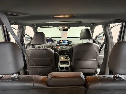 Used 2023 Honda Passport TrailSport image 32