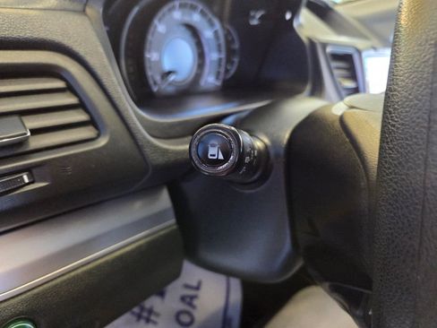 Used 2015 Honda CR-V EX image 31