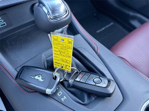 Used 2025 Ford Mustang GT Premium image 32