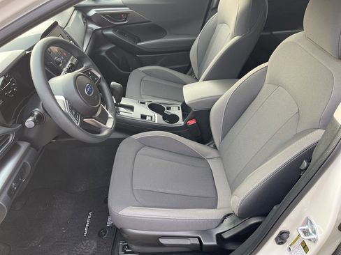 Certified 2025 Subaru Impreza 2.0i image 11