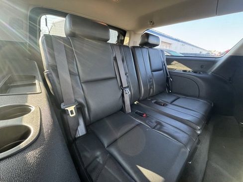 Used 2013 Chevrolet Suburban LTZ image 12