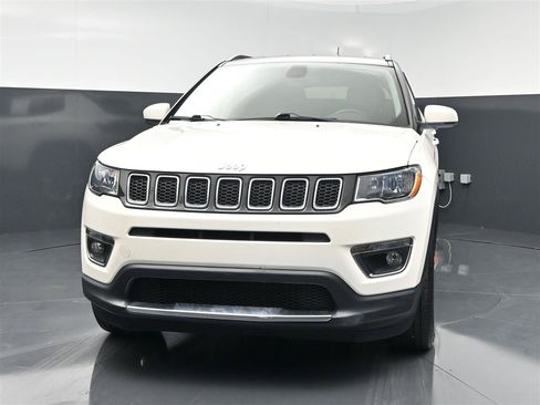 Used 2020 Jeep Compass Limited AWD/4WD image 2