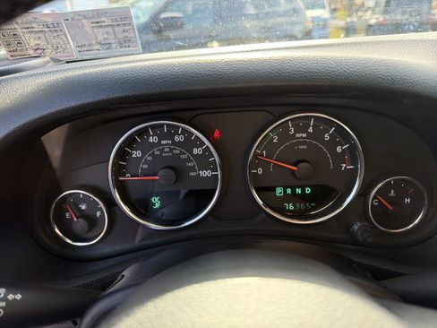 Certified 2015 Jeep Wrangler Rubicon w/ Power Convenience Group image 22