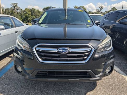 Used 2018 Subaru Outback 2.5i Limited AWD/4WD image 2