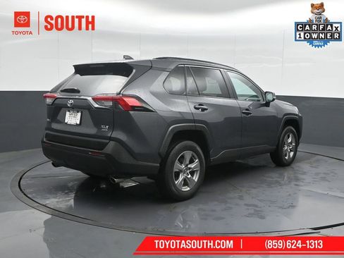 Used 2025 Toyota RAV4 XLE AWD/4WD image 2