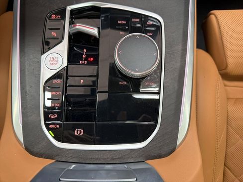 Certified 2024 BMW X5 xDrive40i w/ M Sport Package image 15