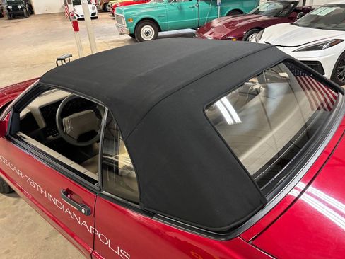 Used 1993 Cadillac Allante FWD image 32