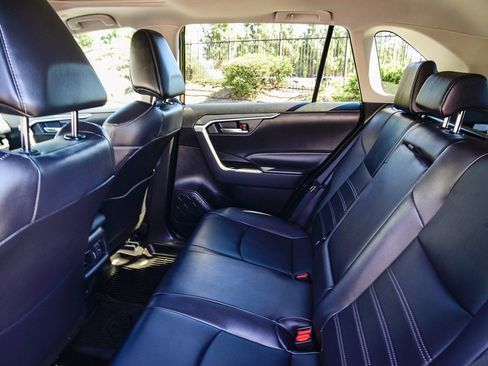 Certified 2025 Toyota RAV4 XLE Premium image 22