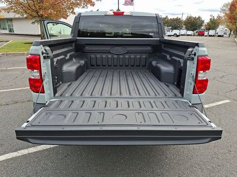 Used 2023 Ford Maverick XLT image 27