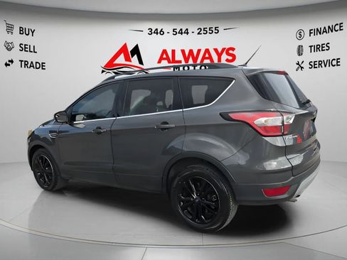 Used 2018 Ford Escape SE FWD image 26