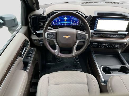 Used 2024 Chevrolet Silverado 2500 LT w/ Safety Package image 21
