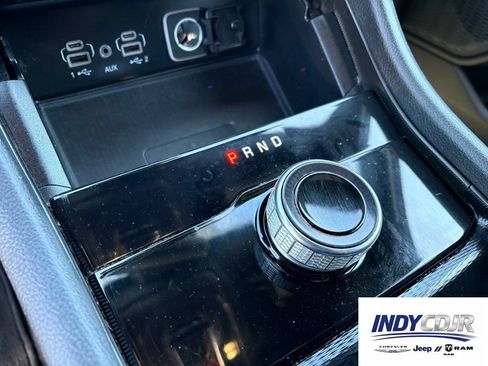 Used 2024 Jeep Grand Cherokee Altitude AWD/4WD image 20