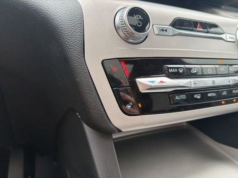 Used 2023 Ford Explorer XLT w/ Equipment Group 202A AWD/4WD image 36