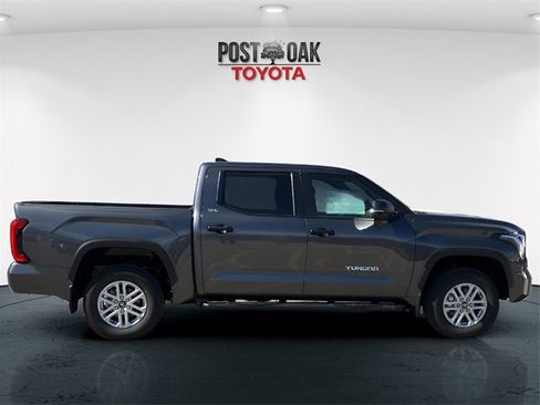 New 2026 Toyota Tundra SR5 image 8