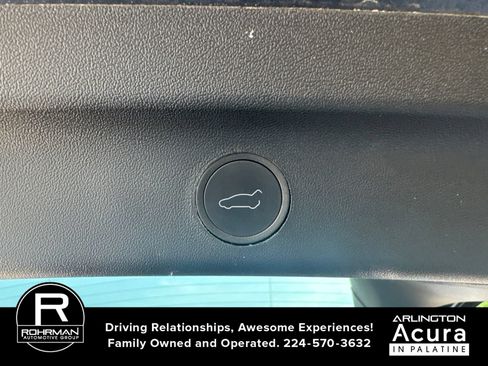 Used 2024 Tesla Model Y Performance AWD/4WD image 10