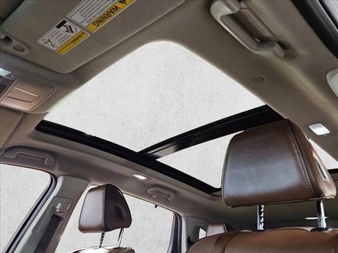 Used 2023 Acura MDX SH-AWD w/ Advance Package image 16