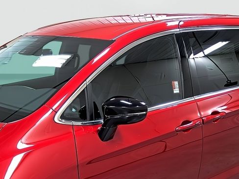 New 2026 Chrysler Pacifica Select image 8