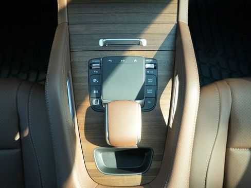 Certified 2025 Mercedes-Benz GLE 350 4MATIC image 24