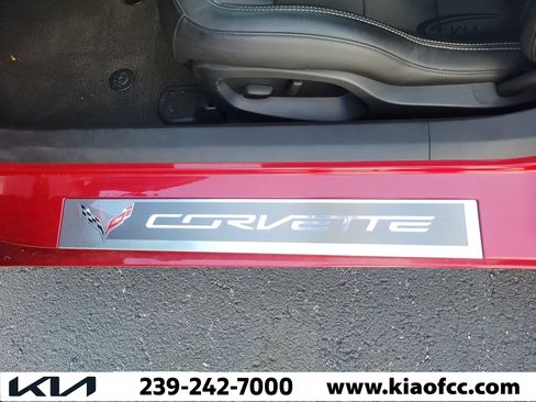 Used 2015 Chevrolet Corvette Stingray Coupe RWD image 13