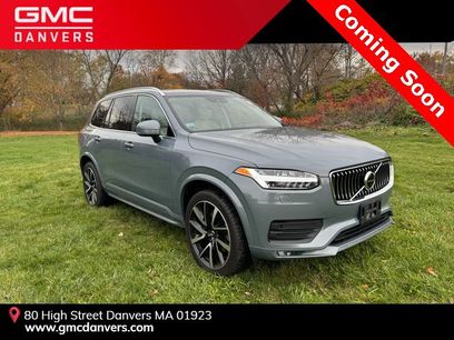 Used 2022 Volvo XC90 T6 Momentum w/ Advanced Package