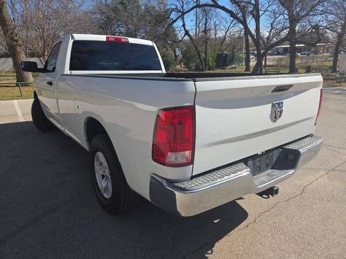 Used 2018 RAM 1500 Express RWD image 4