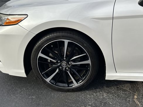 Used 2020 Toyota Camry XSE image 13