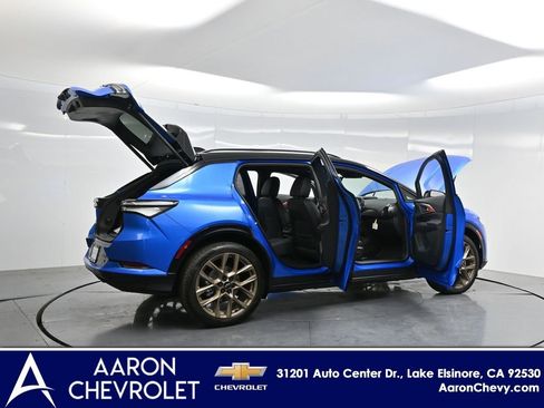 New 2026 Chevrolet Equinox EV RS image 4