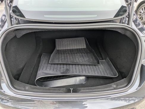 Used 2024 Tesla Model 3 Standard Range image 12