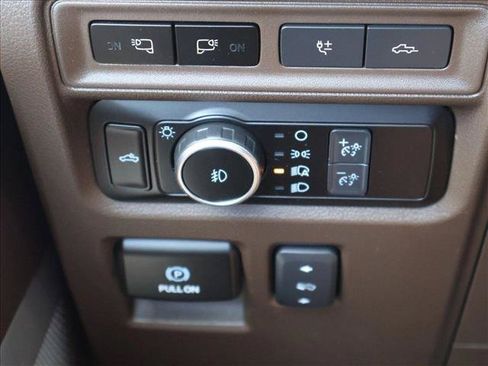 Used 2023 Ford F150 King Ranch w/ FX4 Off-Road Package AWD/4WD image 16