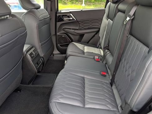 New 2026 Mitsubishi Outlander SEL AWD/4WD image 5