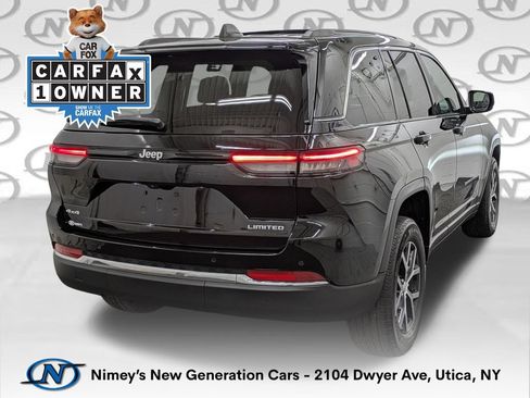 Used 2023 Jeep Grand Cherokee Limited AWD/4WD image 2