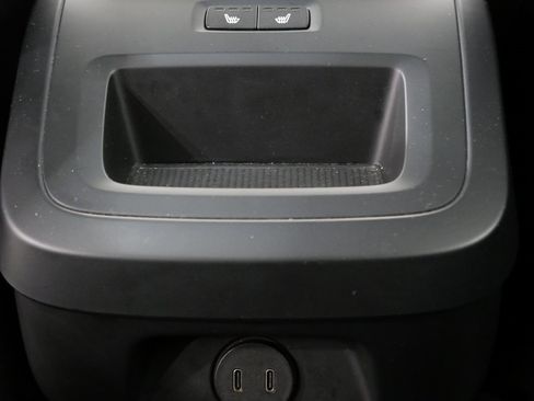 Used 2024 Volvo S60 B5 Plus image 27