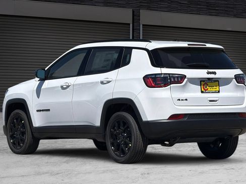 New 2026 Jeep Compass Latitude AWD/4WD image 6