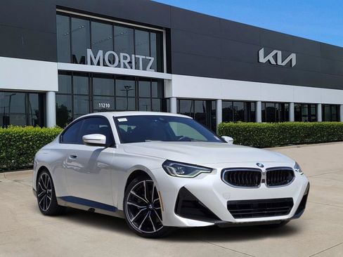 Used 2024 BMW 230i Coupe w/ Premium Package RWD image 1